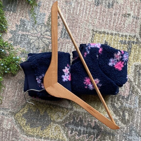 Cat & Jack 2 Piece Fleece Outfit/Set - Picture 9 of 9